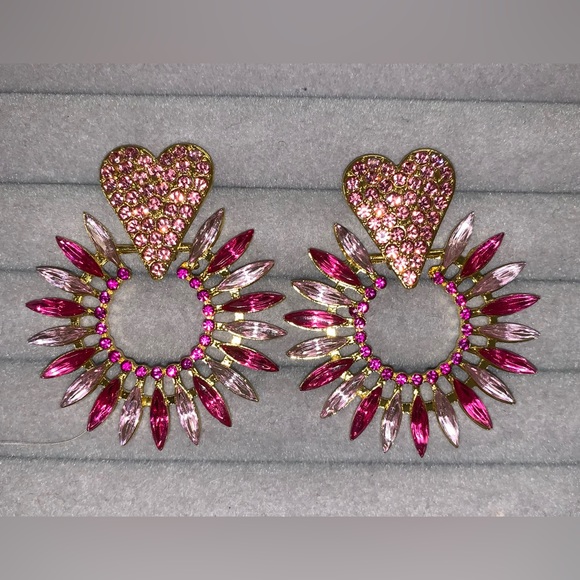 💗 Heart Sunburst Stud Earrings - Picture 7 of 10